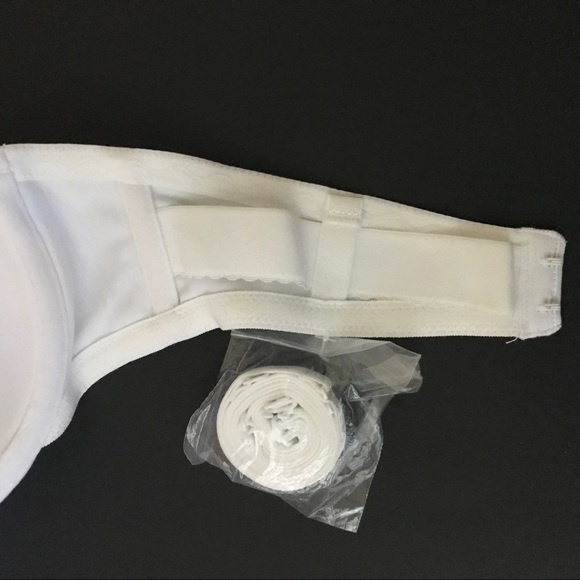 NWOT Maidenform Bodymates no slip convertible bra - Picture 2 of 7